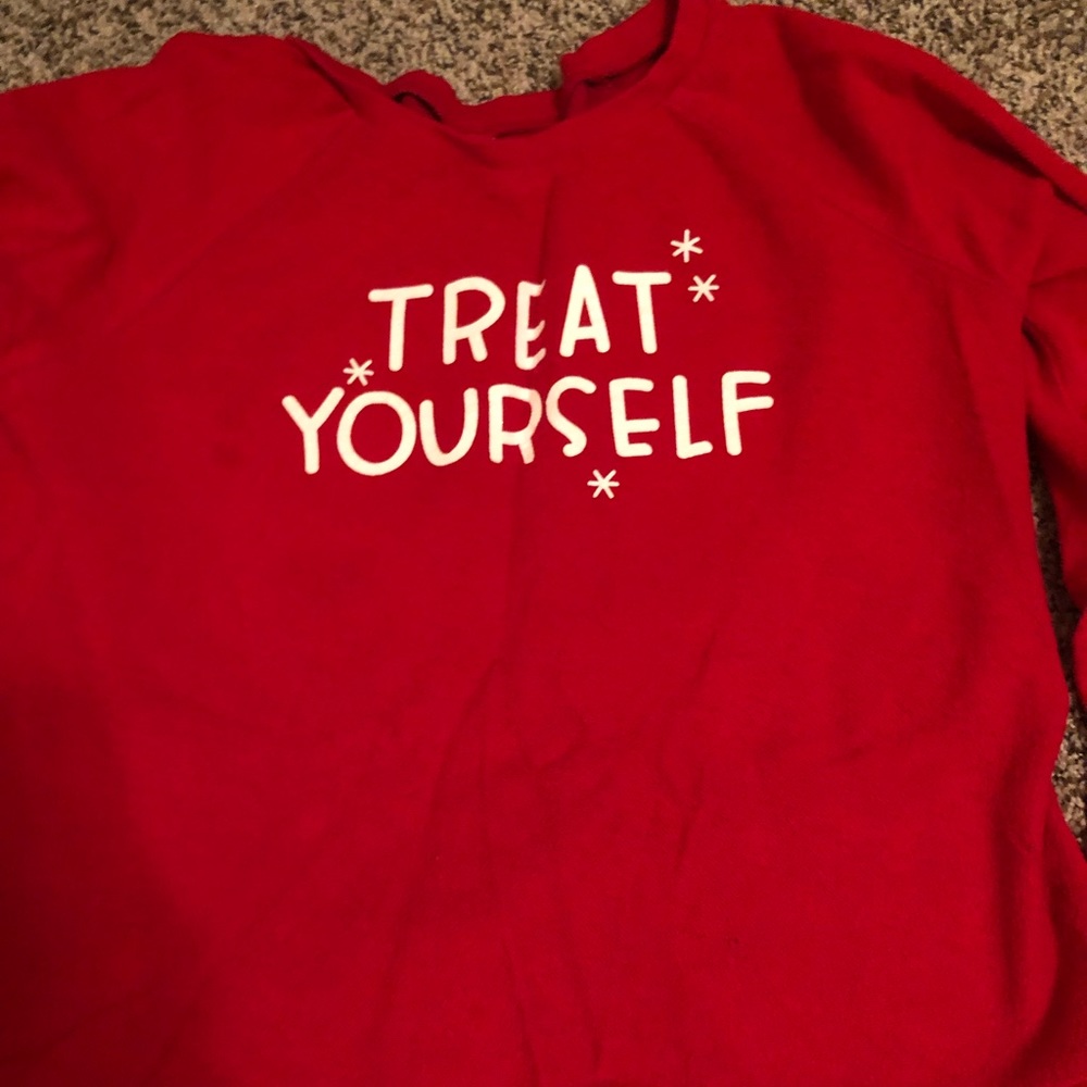 longsleeve sleeping tee